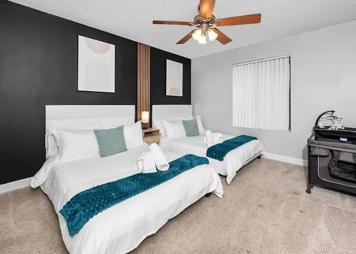 Hideaway Luxe Amenities Parking *