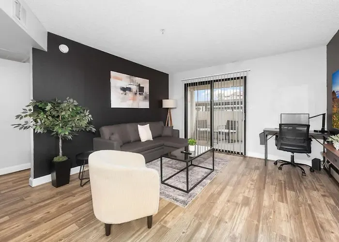 Hideaway Luxe Amenities Parking Tempe
