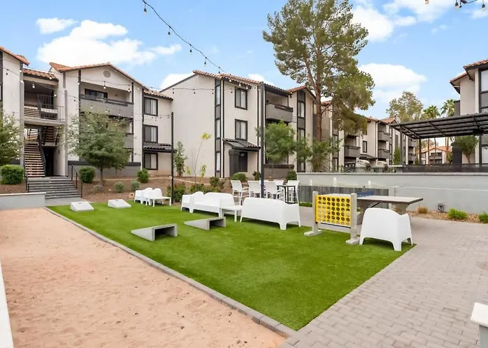 Hideaway Luxe Amenities Parking Apartment Tempe